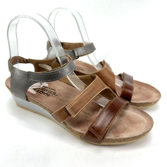 Women Naot Goddess Sandals Brown Silver Leather Low Wedge Heels Size 39 US 8 - Picture 1 of 9
